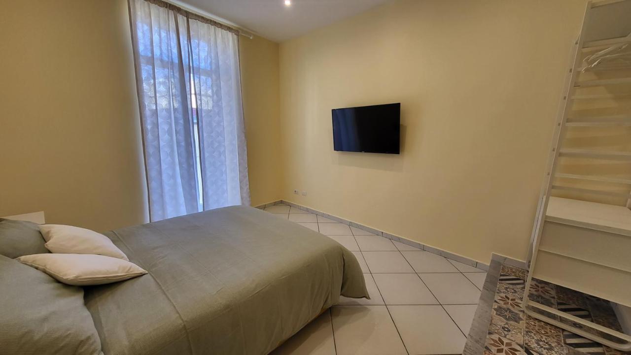 La Casa Di Bruno Suites Napoli Exterior foto