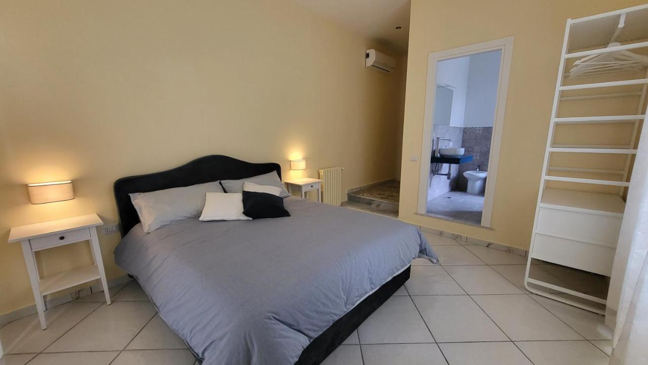 La Casa Di Bruno Suites Napoli Exterior foto